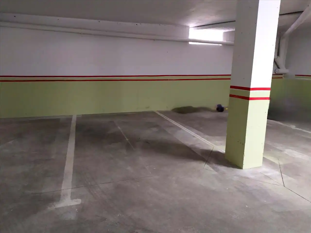Garatge en venda a LOS ALUCHES, La Lastra