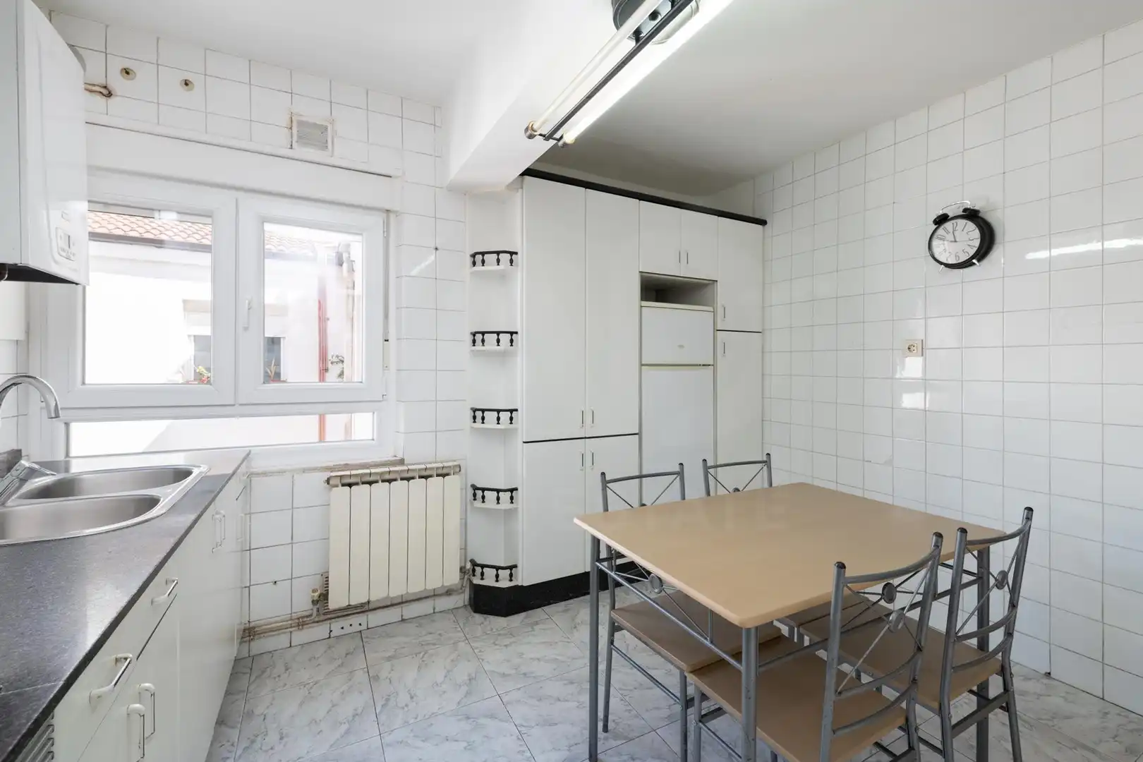 Cocina de Piso en venta en Gijón  con Calefacción