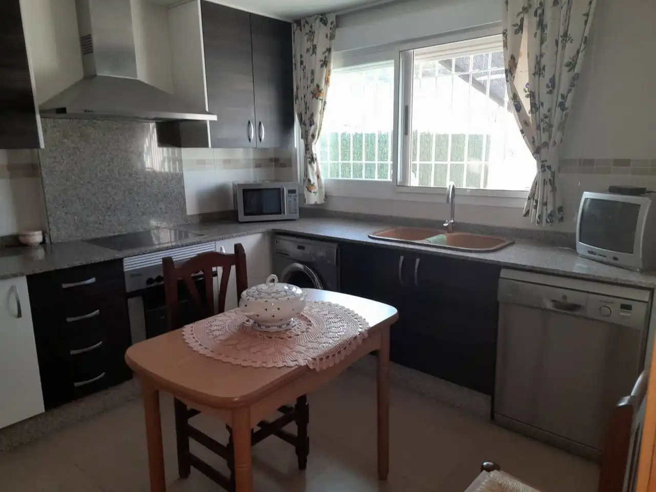 Cocina de Casa adosada en venta en Alborache