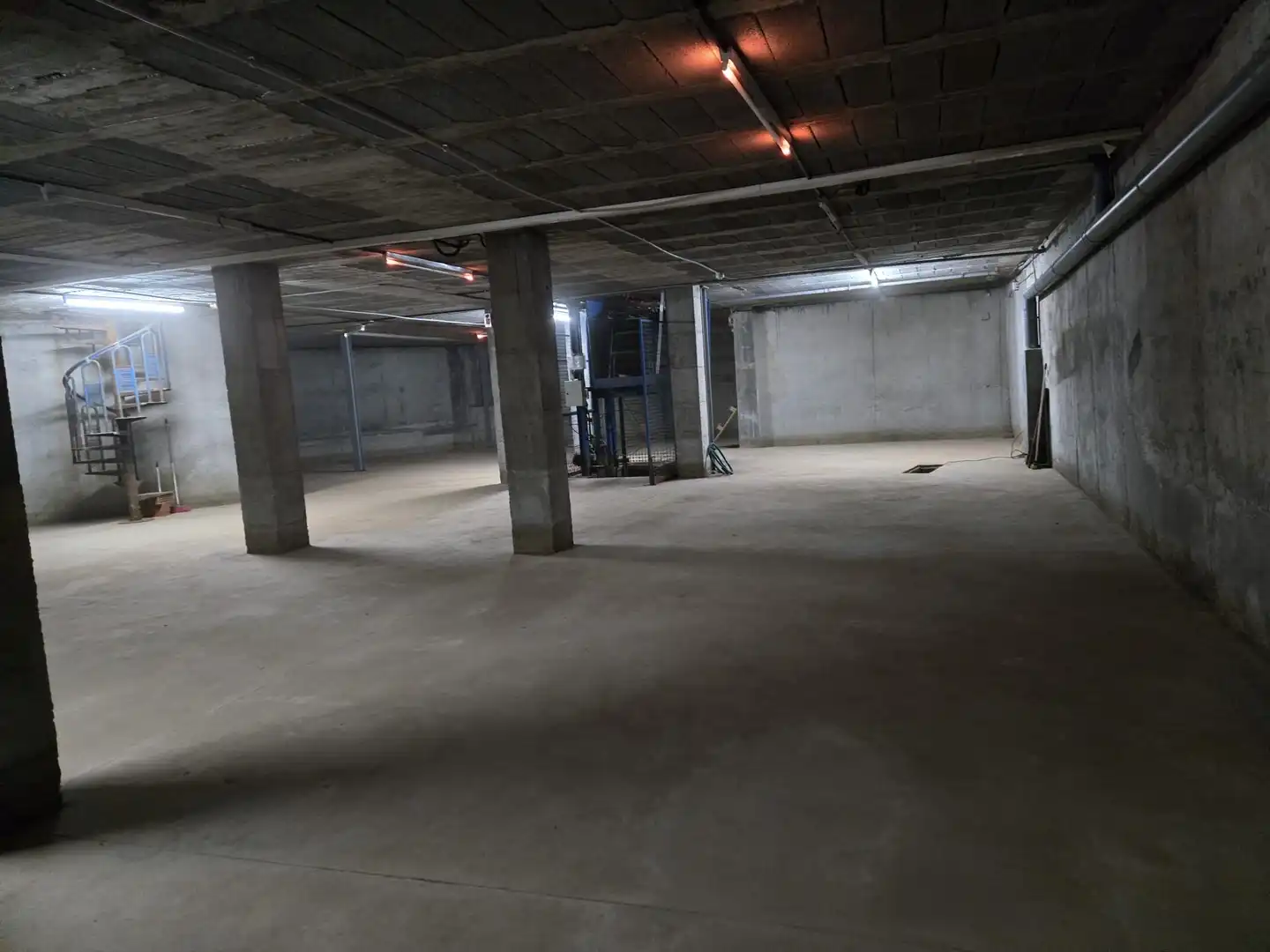 Nave industrial de alquiler en Manresa
