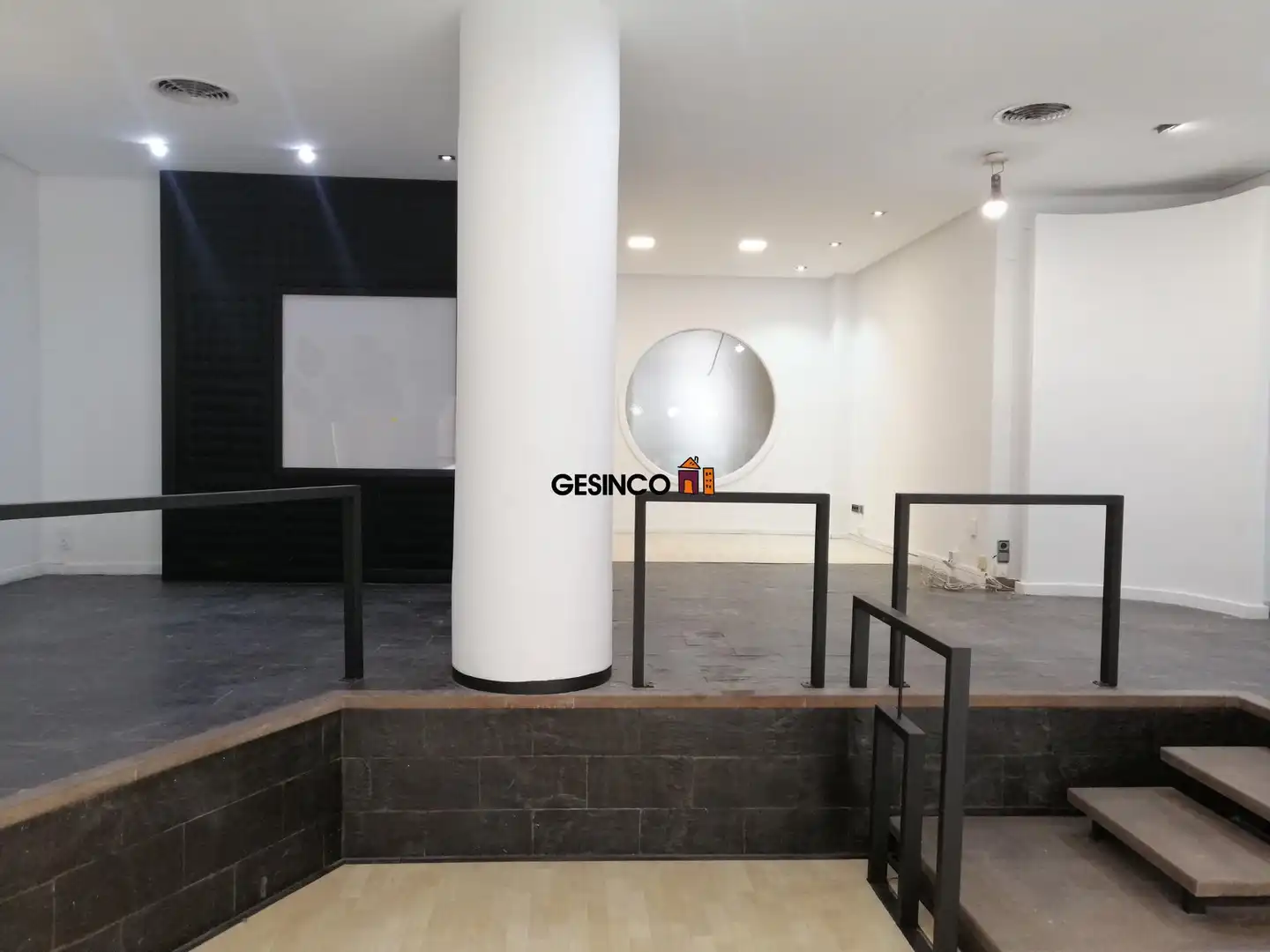 Local comercial en venda a Calle MUSIC VERT 7, imagen 2