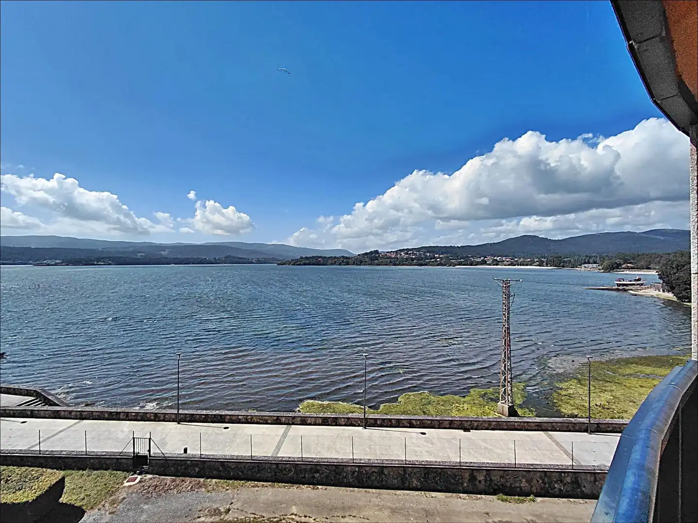 Vista exterior de Piso en venta en Rianxo con Terraza y Amueblado