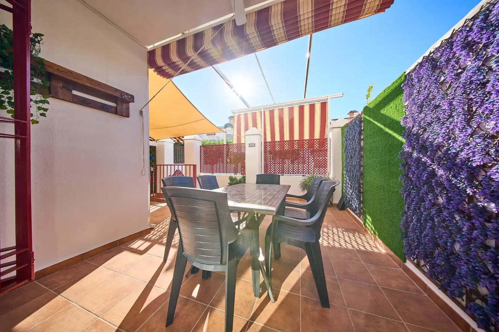 Terrassa de Casa adosada en venda en Ogíjares amb Calefacció, Jardí privat i Parquet