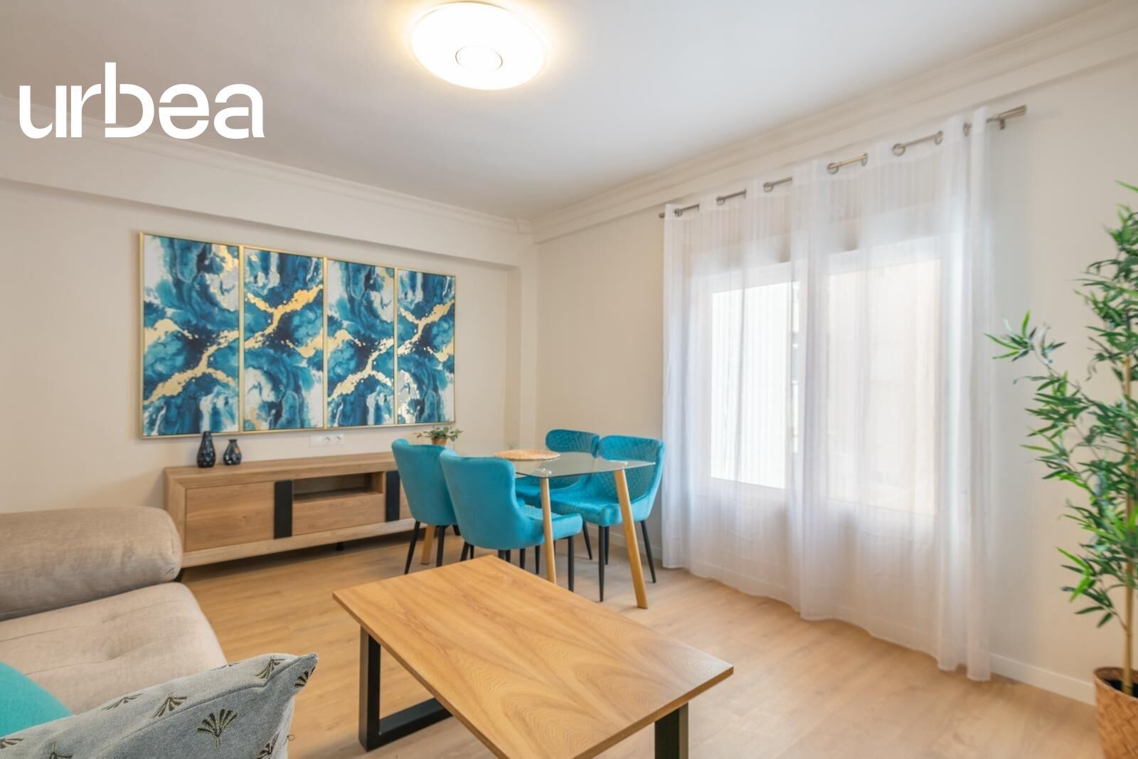 Bedroom of Flat for sale in Málaga Capital  with Air Conditioner