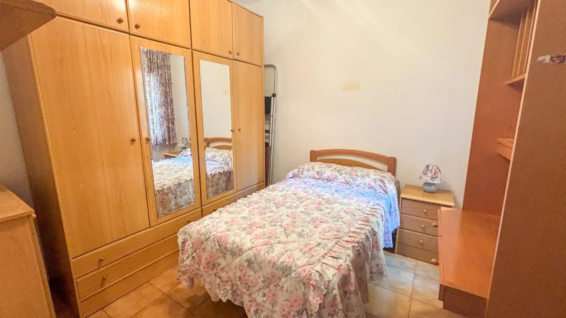 Habitación de Piso en venta en Barcelona con Aire acondicionado, Amueblado y Balcón