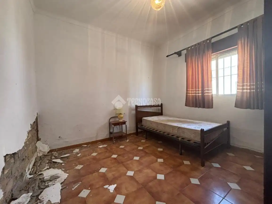 Habitación de Casa adosada en venta en Écija
