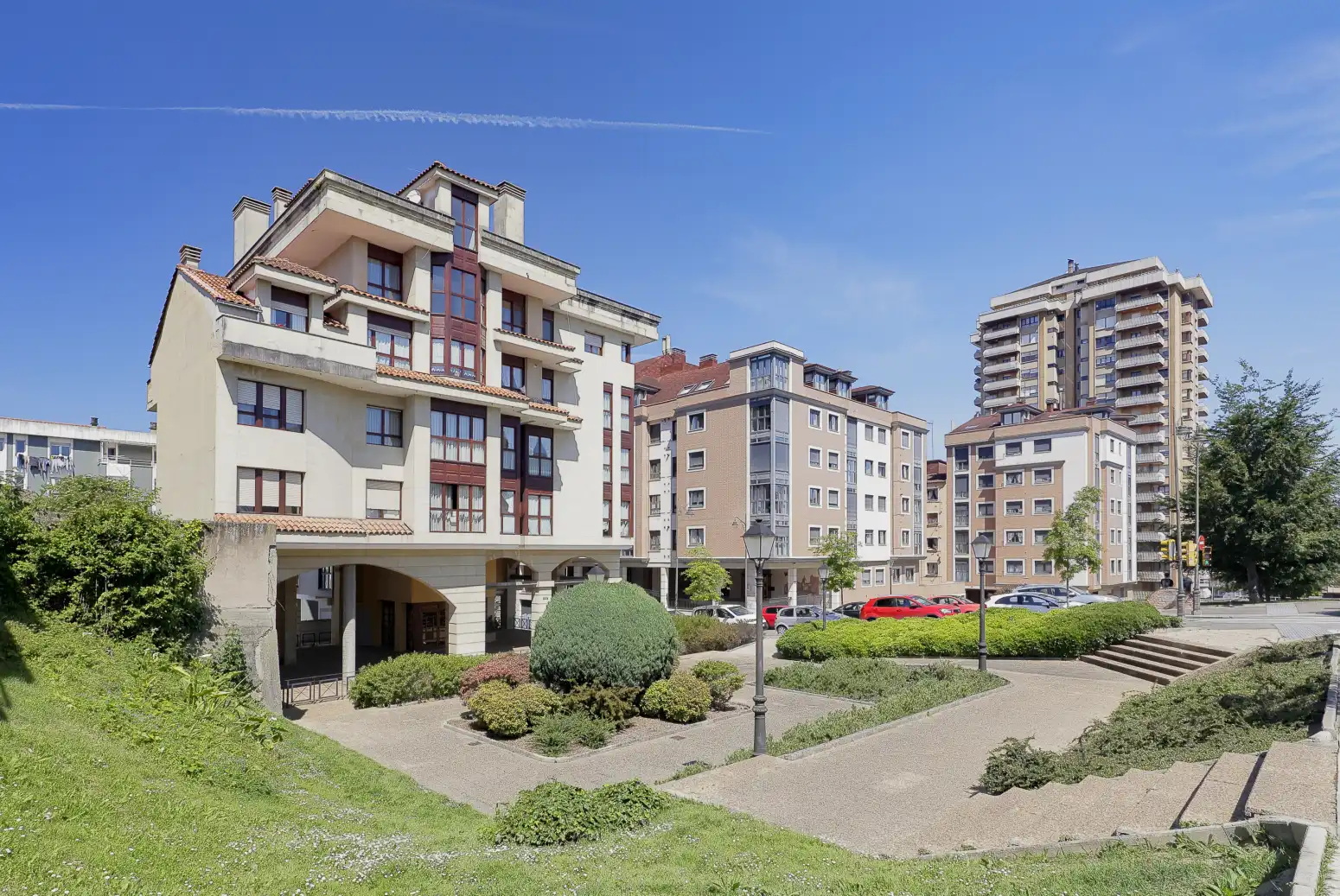Vista exterior de Piso en venta en Gijón  con Calefacción, Trastero y Amueblado
