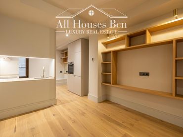 Piso con ascensor en venta en Entença