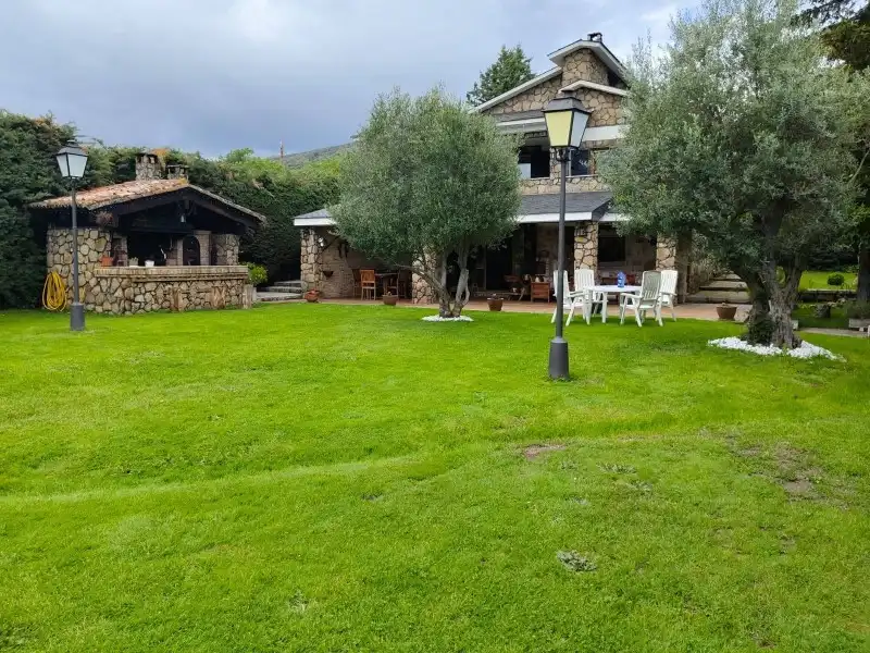Jardín de Casa o chalet en venta en Bustarviejo con Calefacción, Parquet y Terraza