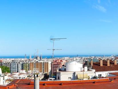 Exterior view of Study for sale in  Barcelona Capital  with Terrace