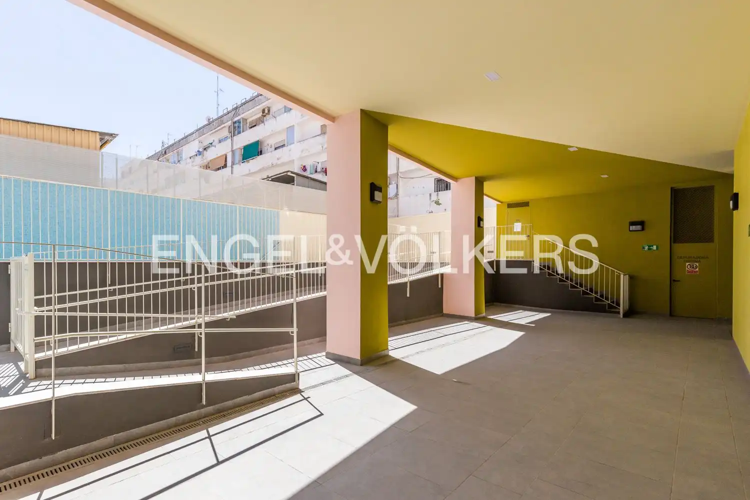 Flat for sale in Barrio de Benicalap