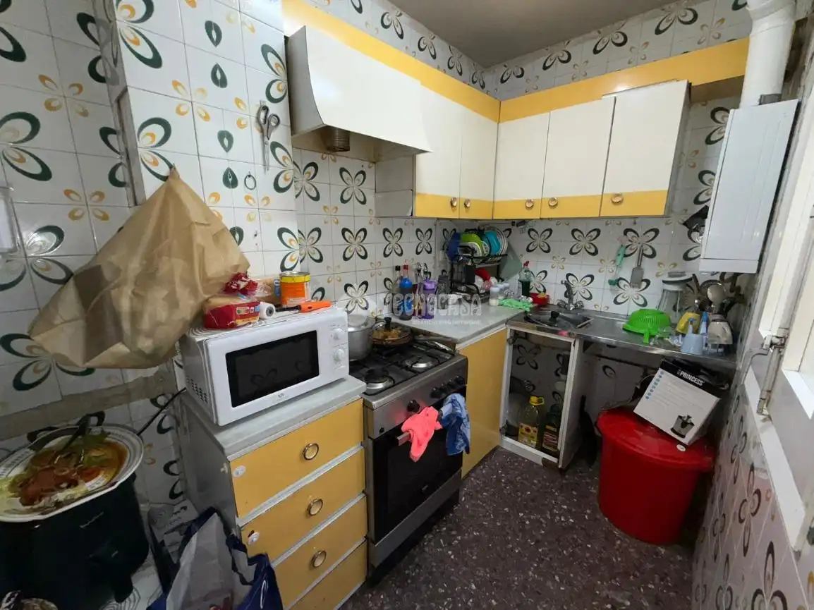 Cocina de Piso en venta en Barcelona con Terraza y Balcón