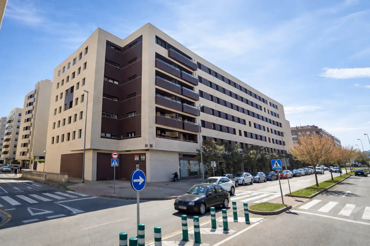Außenansicht von Geschaftsraum zum Verkauf in  Logroño