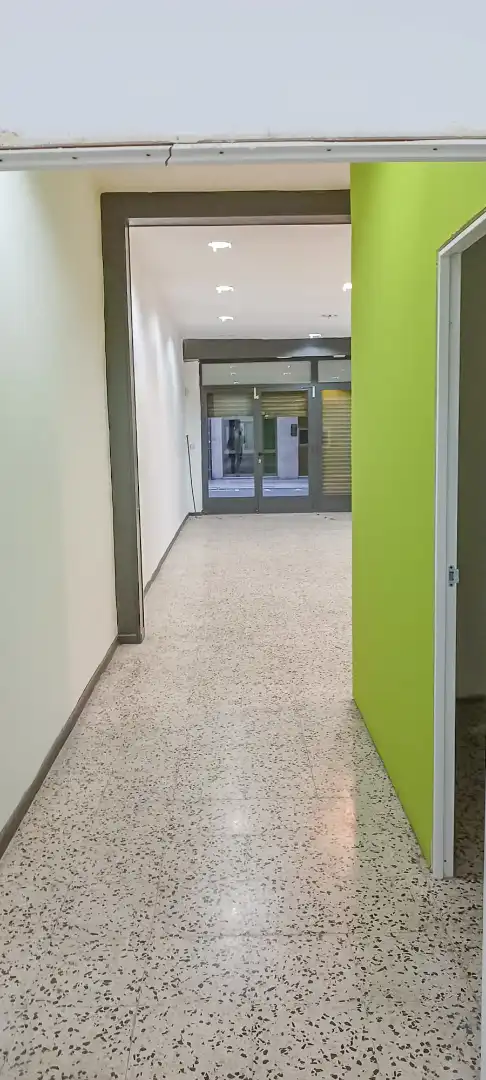 Business premises for sale in Carrer de la Mare Molas 25, imagen 5