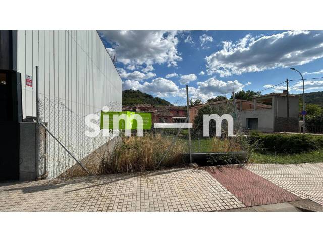 Terreno industrial en Venta en Santa Eulàlia de Riuprimer
