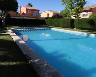 Piscina de Casa adosada de lloguer en Godella amb Aire condicionat i Terrassa