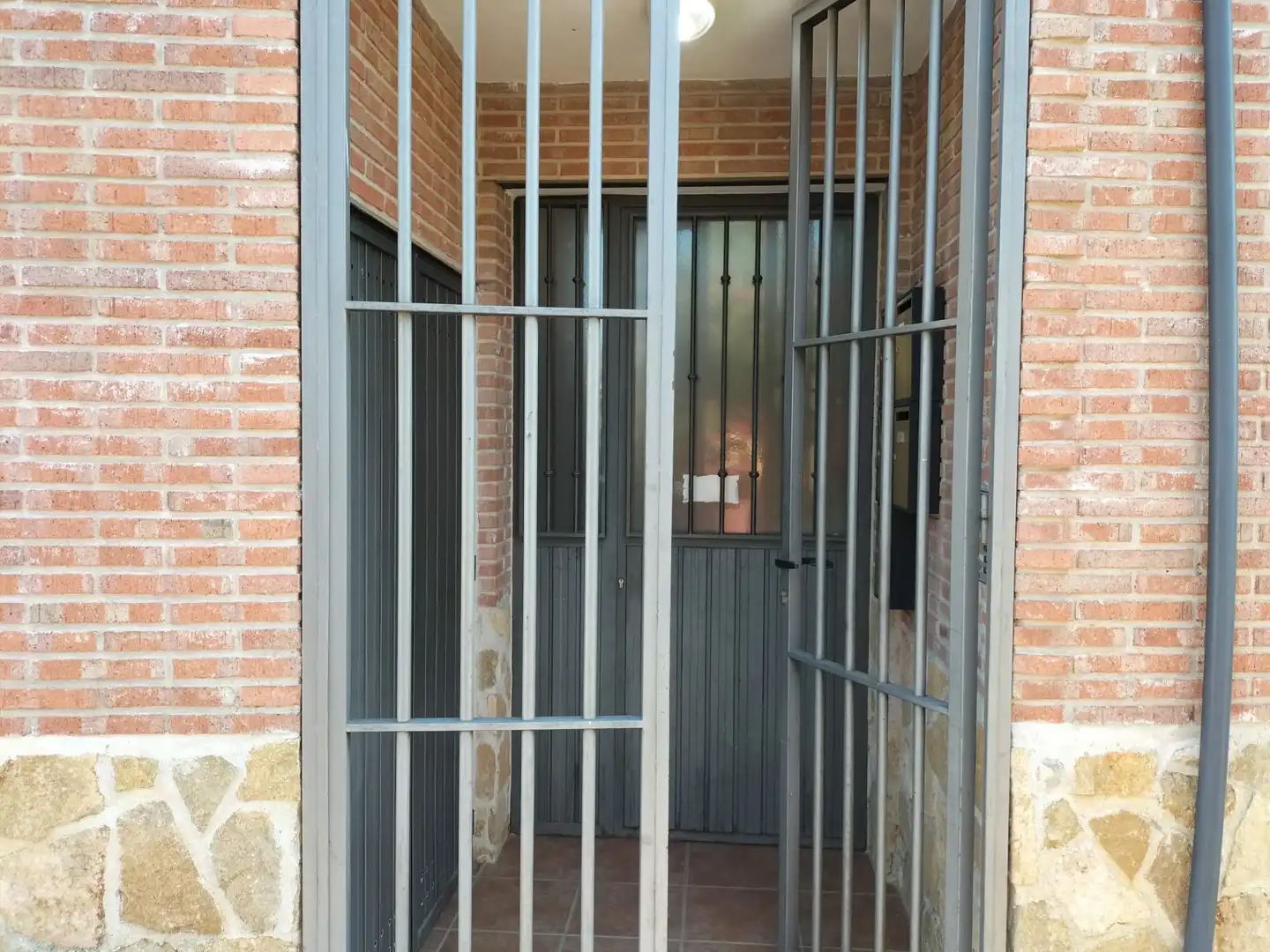 Planta baixa en venda en Navalagamella amb Terrassa i Traster