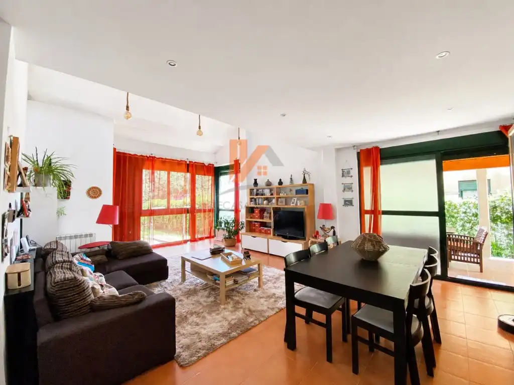 Sala de estar de Casa o chalet en venta en Teo con Jardín privado, Terraza y Piscina