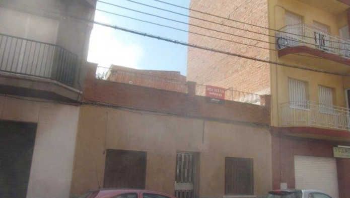 Exterior view of House or chalet for sale in Sabadell