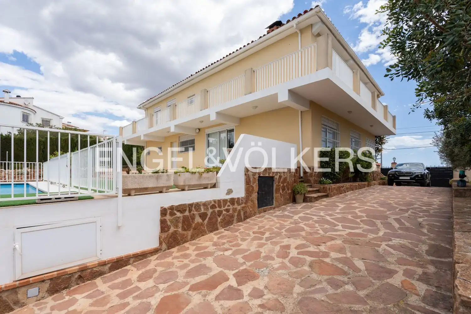 Vista exterior de Casa o chalet en venta en Alfarb con Calefacción, Jardín privado y Parquet