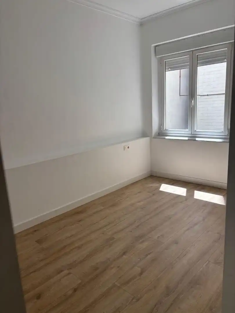Dormitori de Apartament de lloguer en León Capital  amb Calefacció