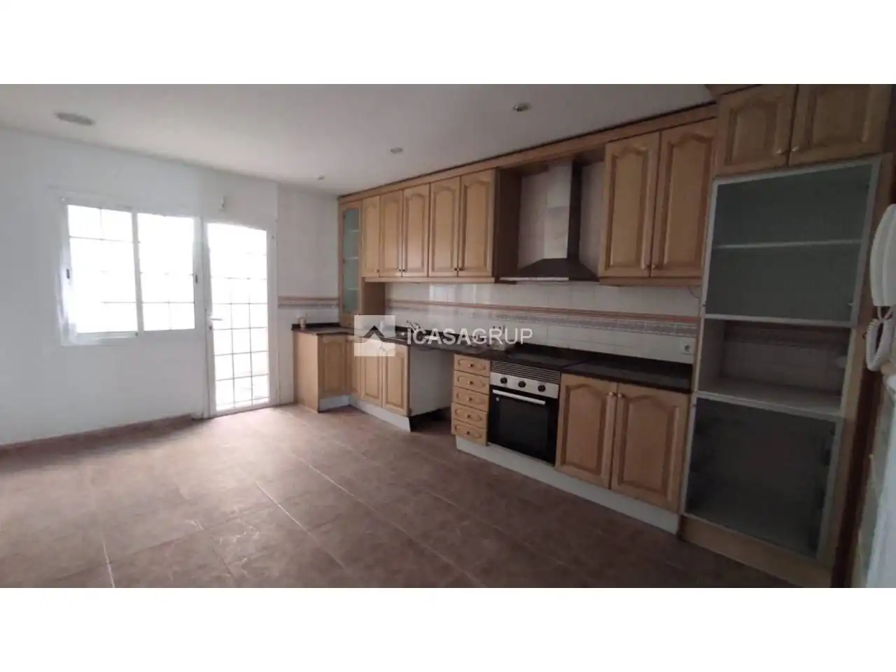 Detached homes for sale in Calle Font del Ferro, Ca n'Oriol