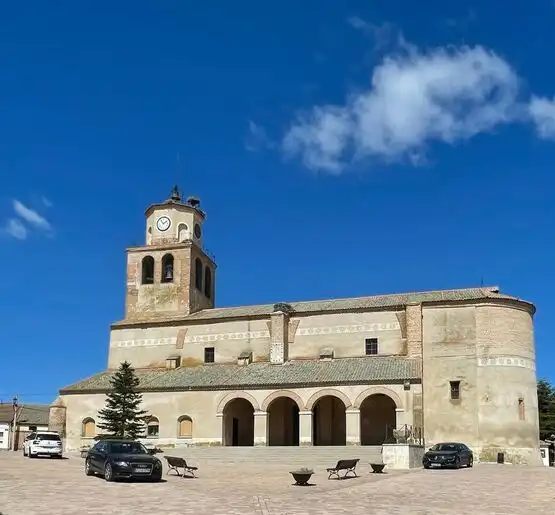 Vista exterior de Residencial en venta en Santiuste de San Juan Bautista