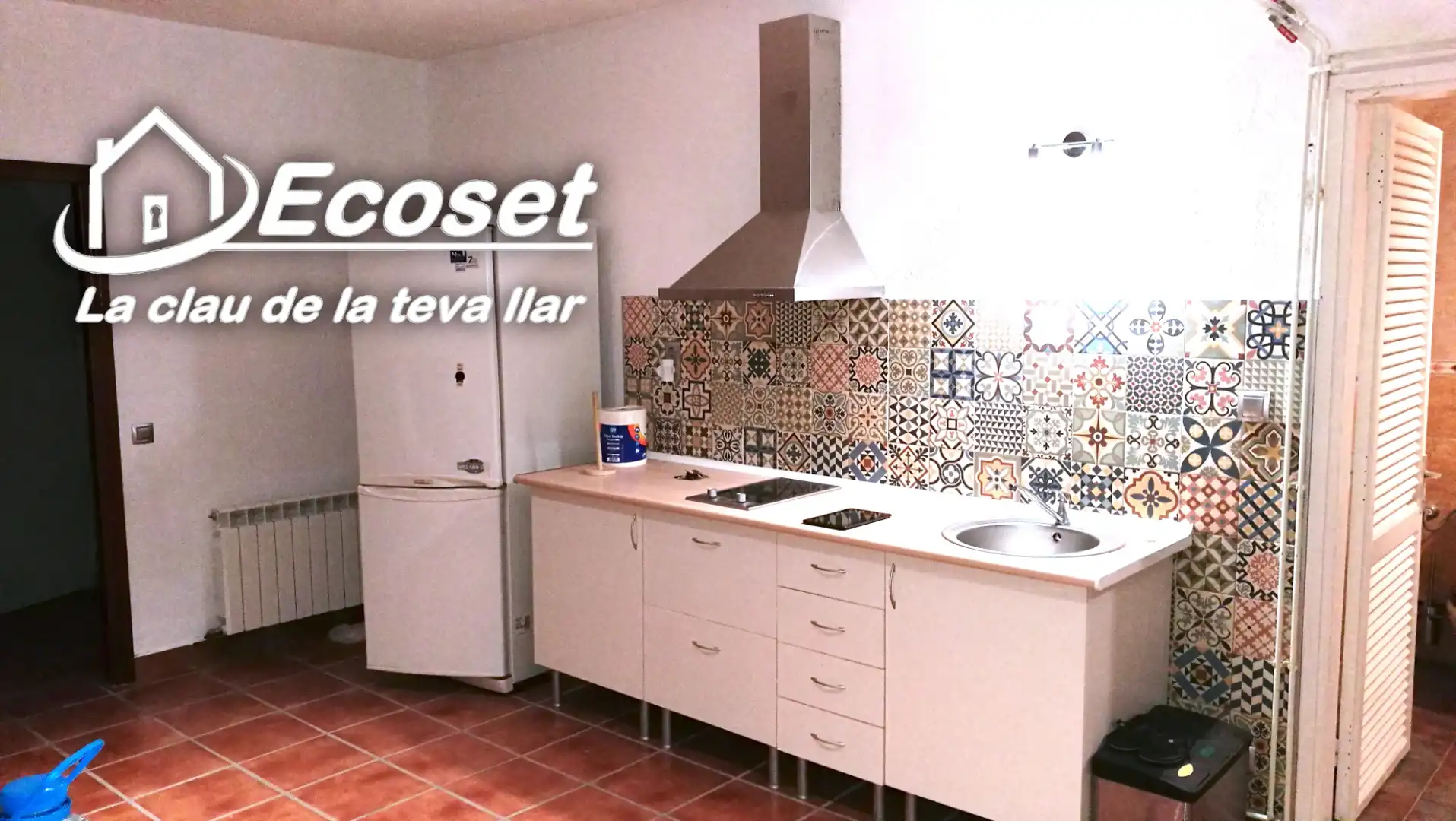 Cuina de Casa o xalet en venda en Cervelló amb Calefacció, Jardí privat i Terrassa