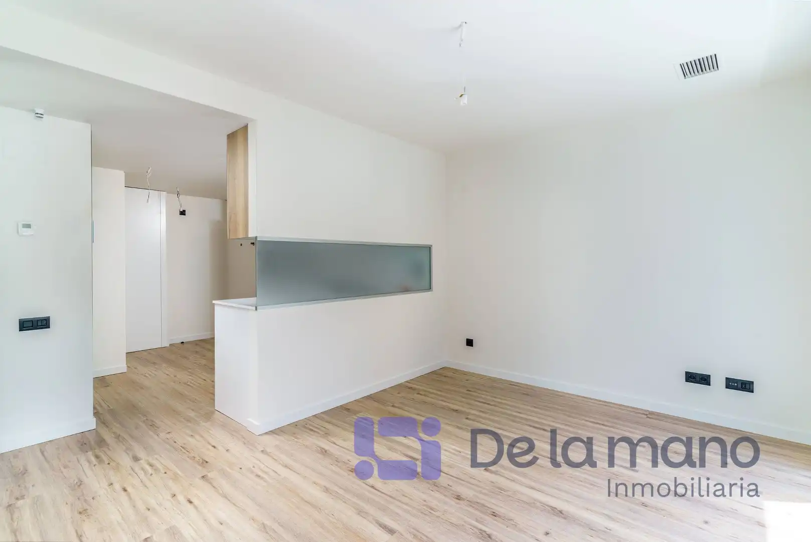 Apartments for rent in Calle de la Costa Brava, 13, Mirasierra