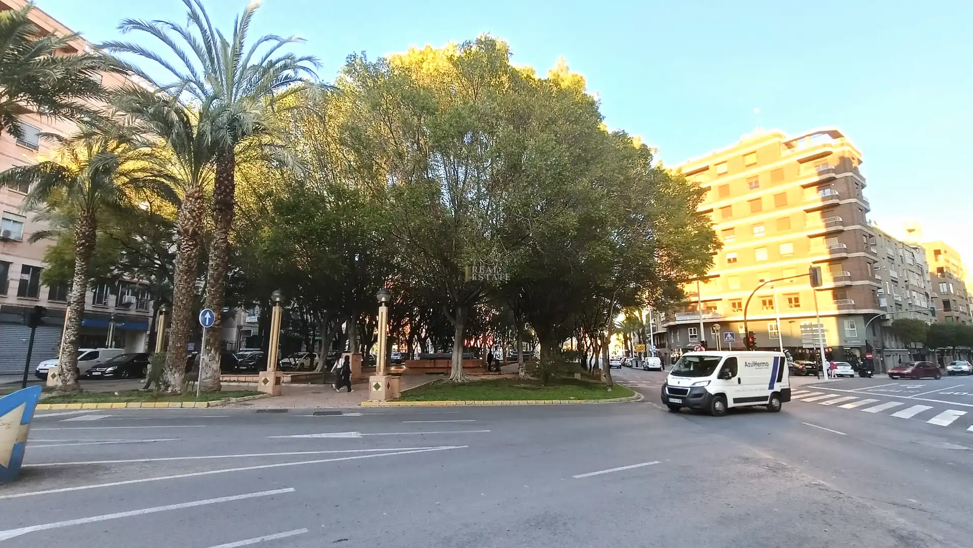 Außenansicht von Wohnung zum Verkauf in Elche / Elx mit Klimaanlage und Abstellraum