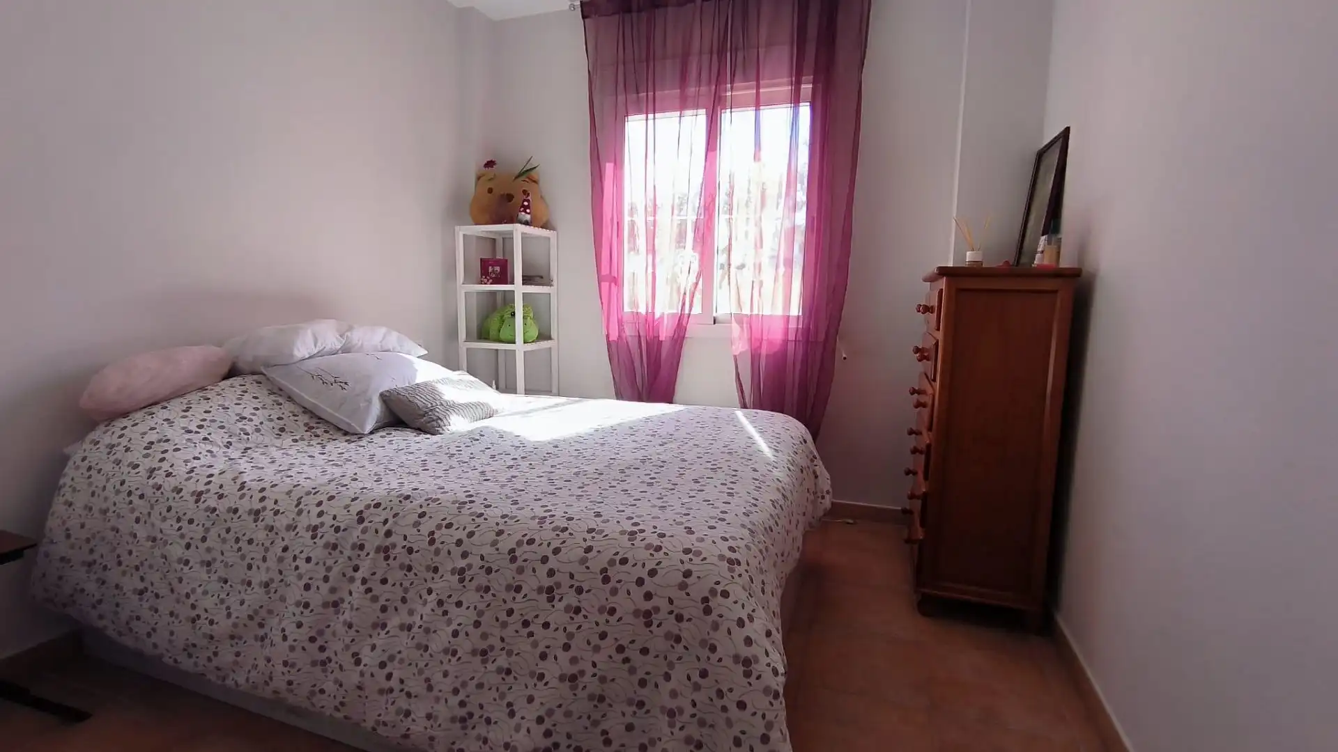 Habitación de Casa o chalet en venta en La Nucia con Aire acondicionado, Calefacción y Jardín privado
