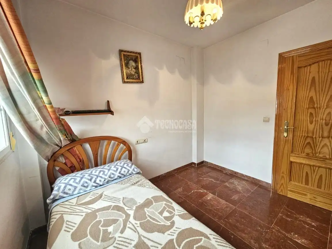 Dormitori de Casa adosada en venda en Parque de la Ermita
