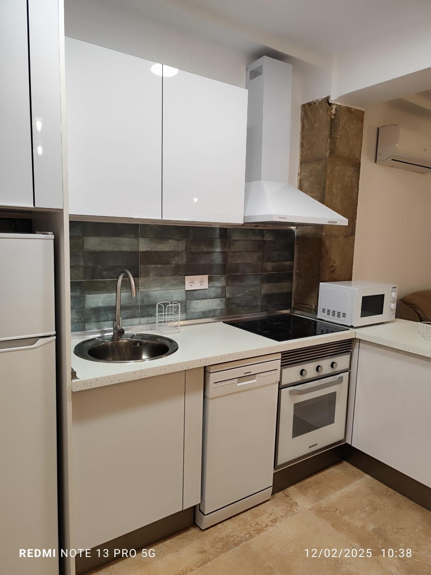 Kitchen of Flat for sale in Cáceres Capital  with Air Conditioner