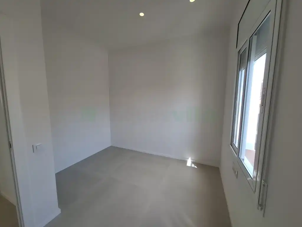 Habitación de Piso en venta en Pineda de Mar con Aire acondicionado