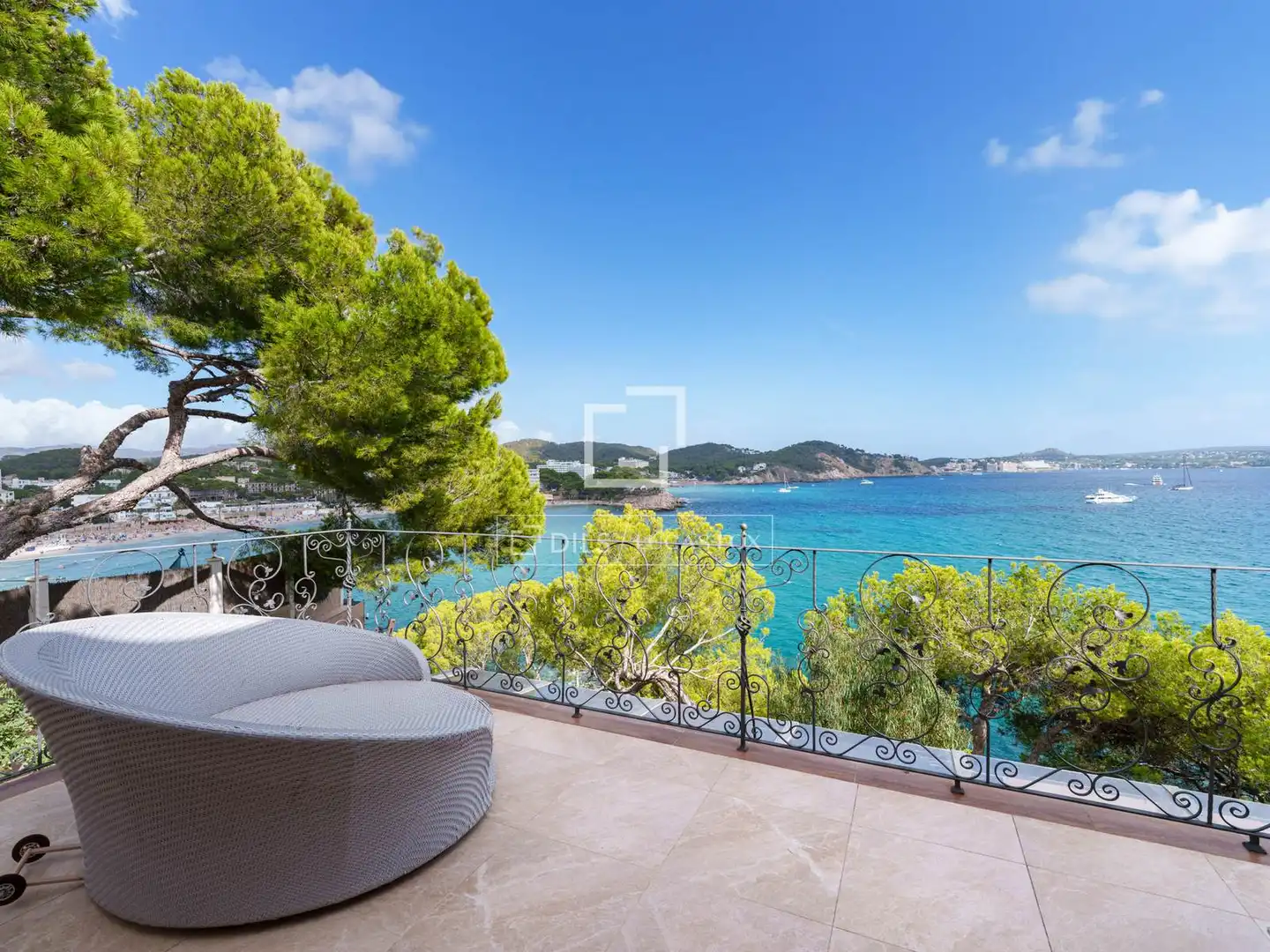 Chalet con jardín en venta en Peguera