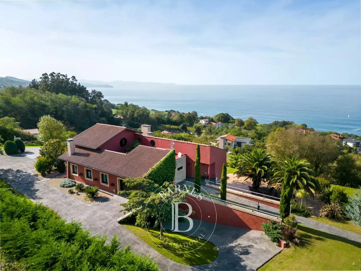 Vista exterior de Casa o chalet en venta en Donostia - San Sebastián  con Calefacción, Trastero y Piscina