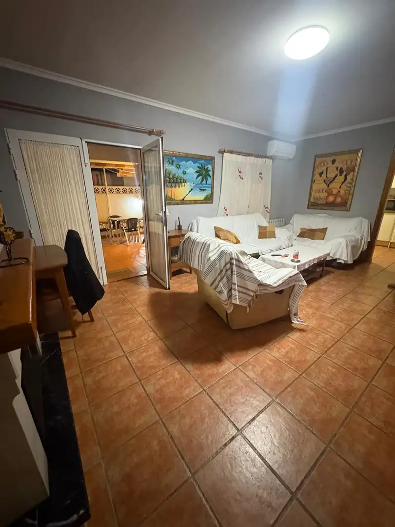 Casa adosada en venda a Les Bassetes - El Marjal