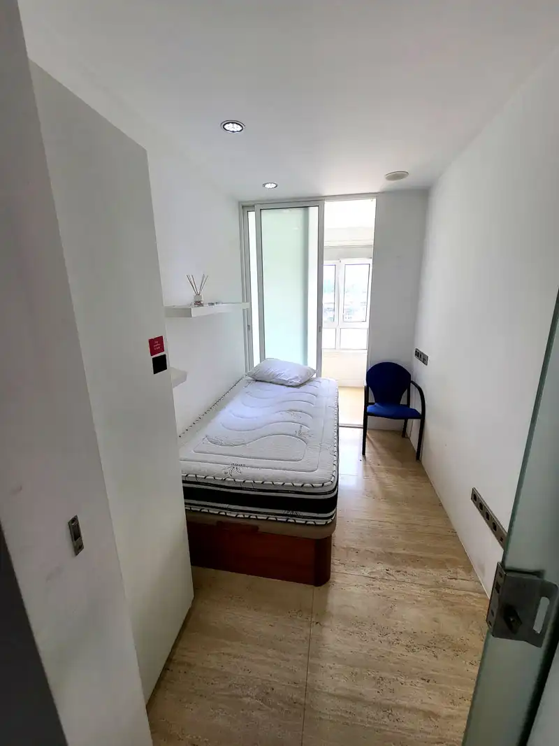 Habitación de Piso de alquiler en Vigo  con Amueblado, Horno y Lavadora