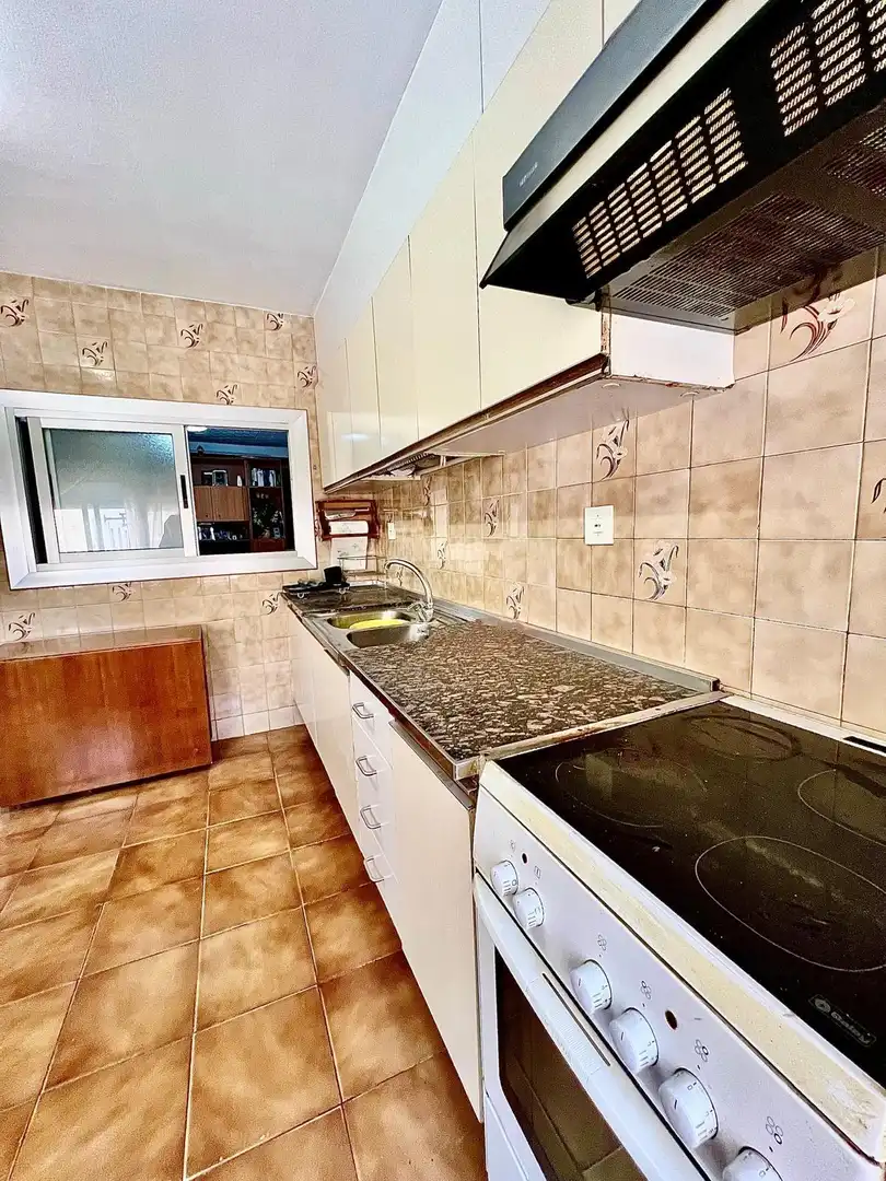 Cuina de Casa o xalet en venda en Riba-roja d'Ebre amb Aire condicionat, Calefacció i Terrassa