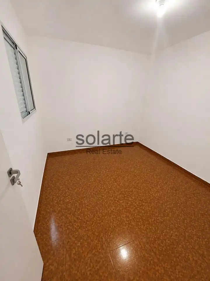 Appartement à vendre à calle de Finestrelles, imagen 2