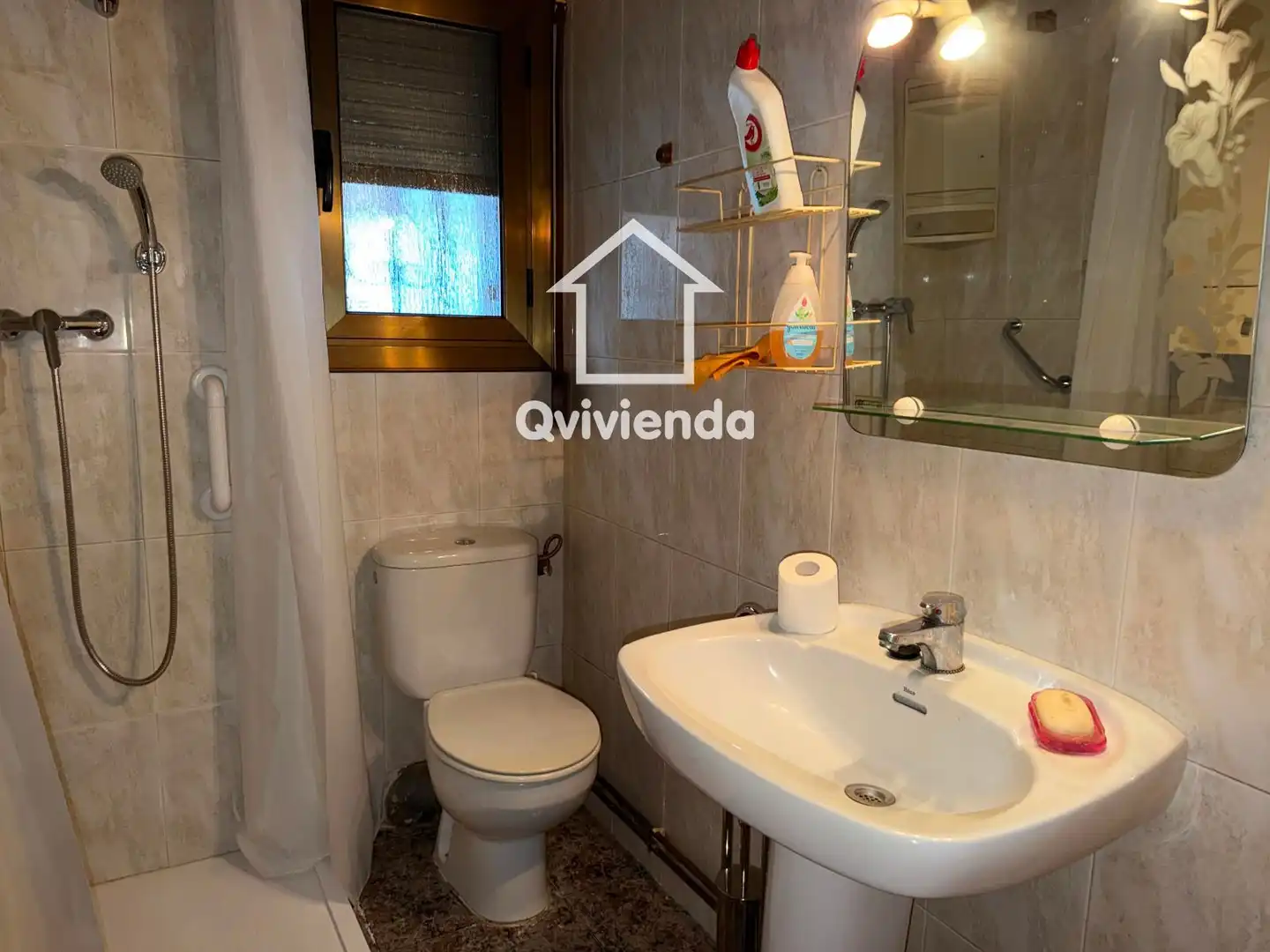 Baño de Casa o chalet en venta en Sant Cugat del Vallès con Aire acondicionado y Calefacción