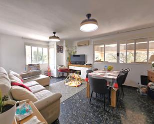 Living room of Flat for sale in Torrent  with Air Conditioner and Storage room