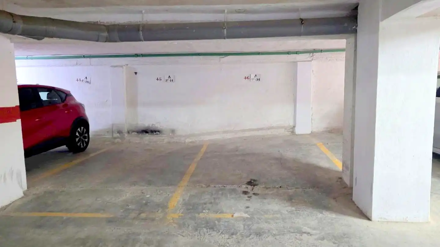 Parkplatz von Wohnungen zur Miete in Gandia mit Terrasse und Möbliert