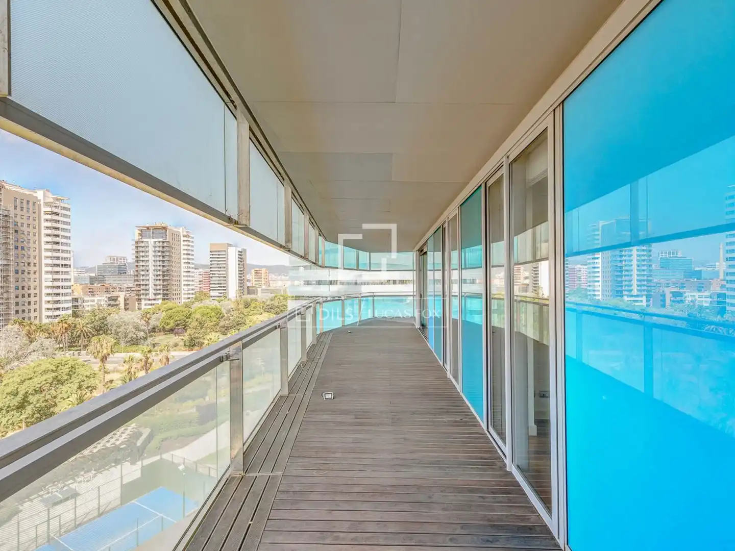 Vista exterior de Piso en venta en Barcelona con Aire acondicionado, Calefacción y Jardín privado