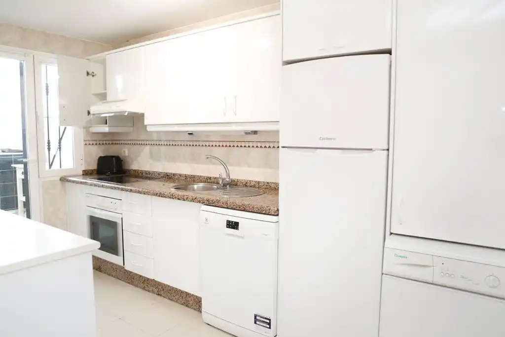 Apartment zur Miete in Nueva Andalucía, imagen 4