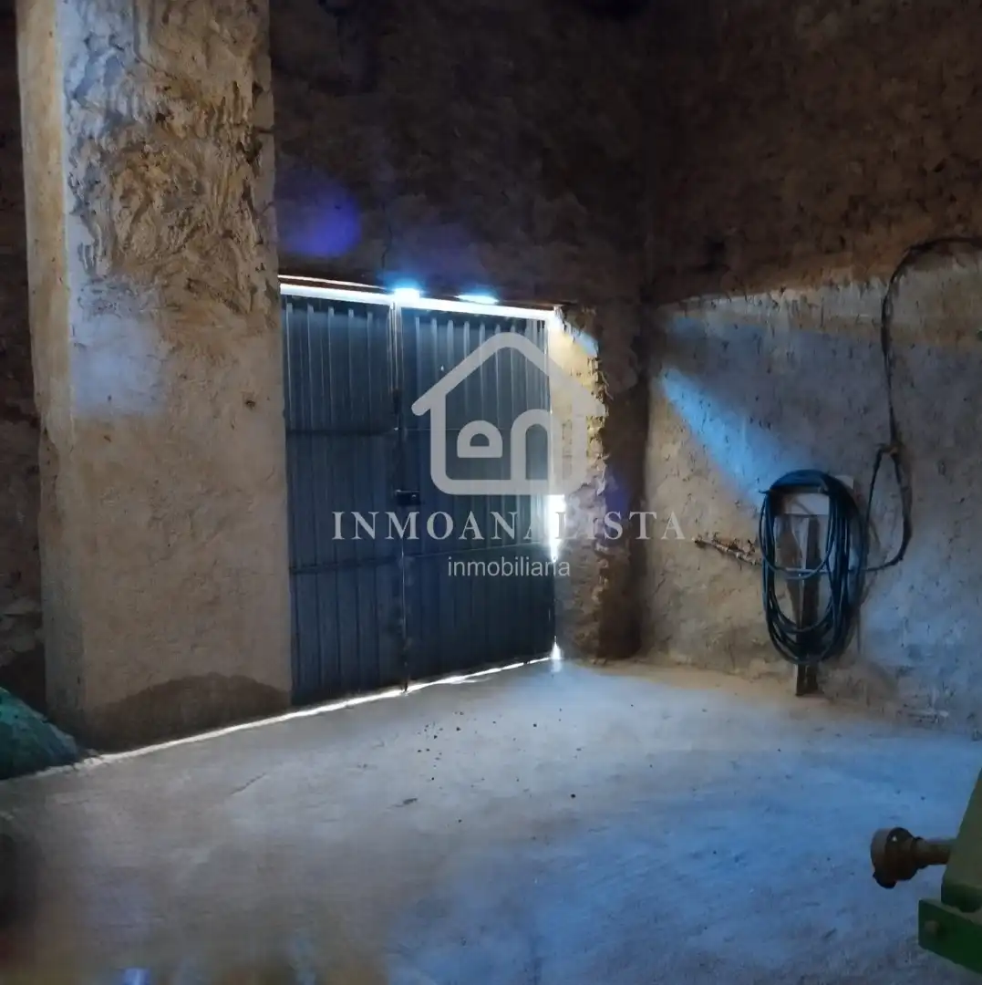 Finca rústica en venta en Requena, Valencia