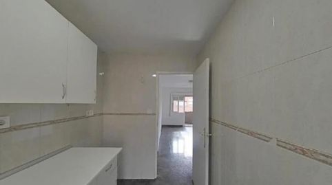 Foto 4 de Apartamento en venta en Carrer Archidona D', Can Puiggener, Sabadell
