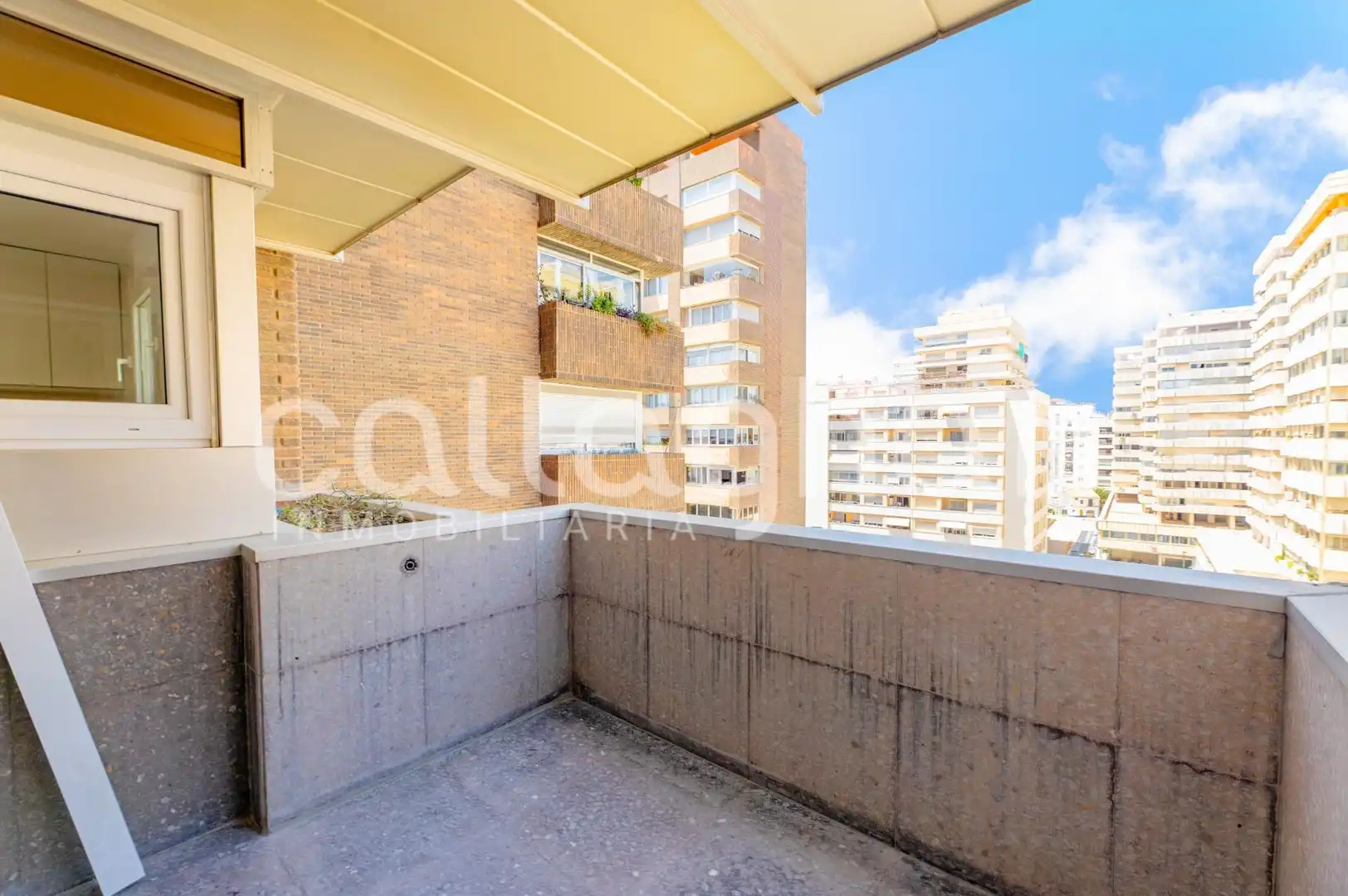 Terrassa de Pis en venda en Valencia amb Aire condicionat, Calefacció i Jardí privat