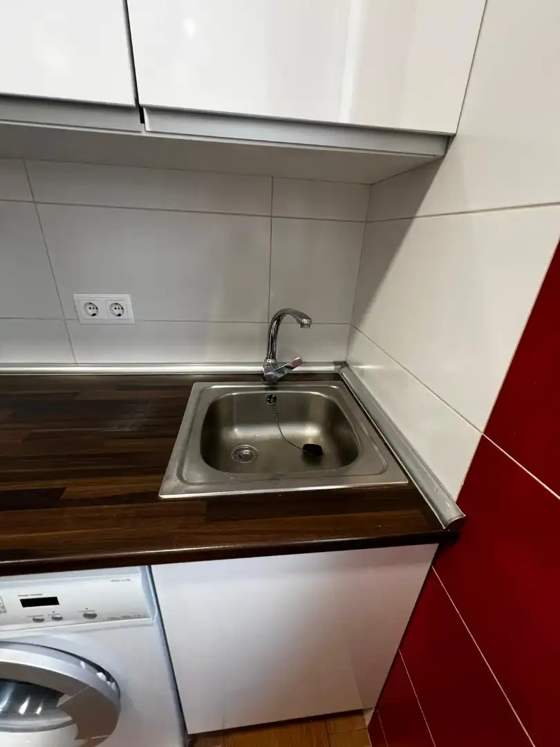 Cuina de Pis de lloguer en Madrid amb Calefacció, Forn i Rentadora
