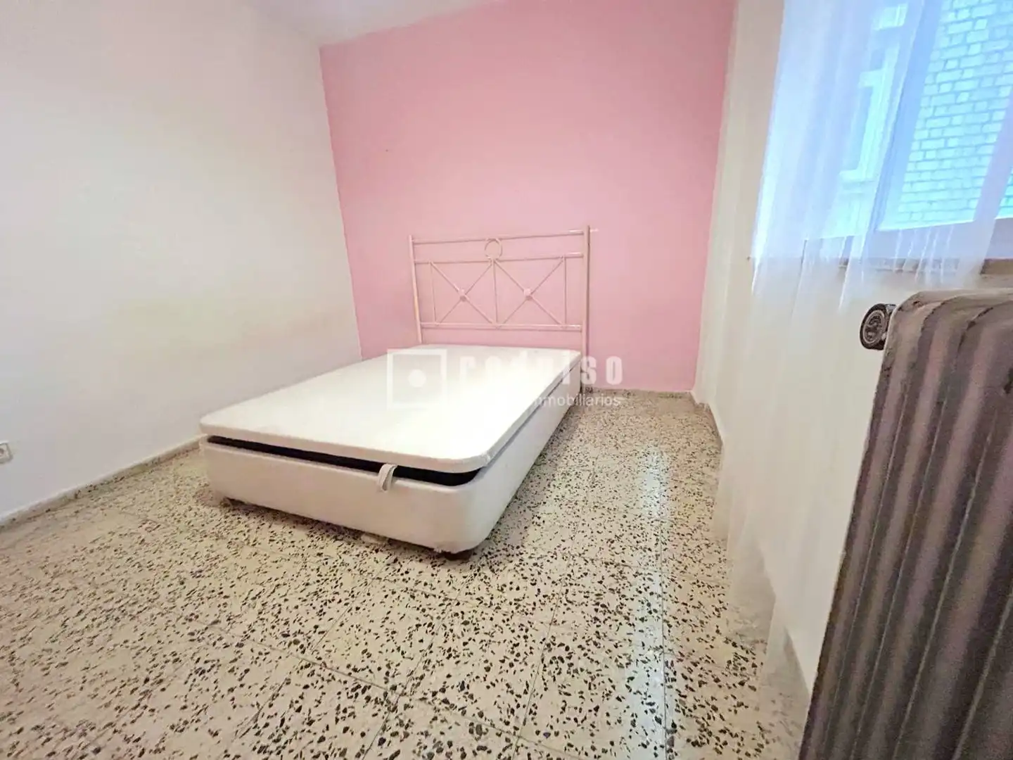 Dormitori de Pis en venda en Madrid amb Calefacció